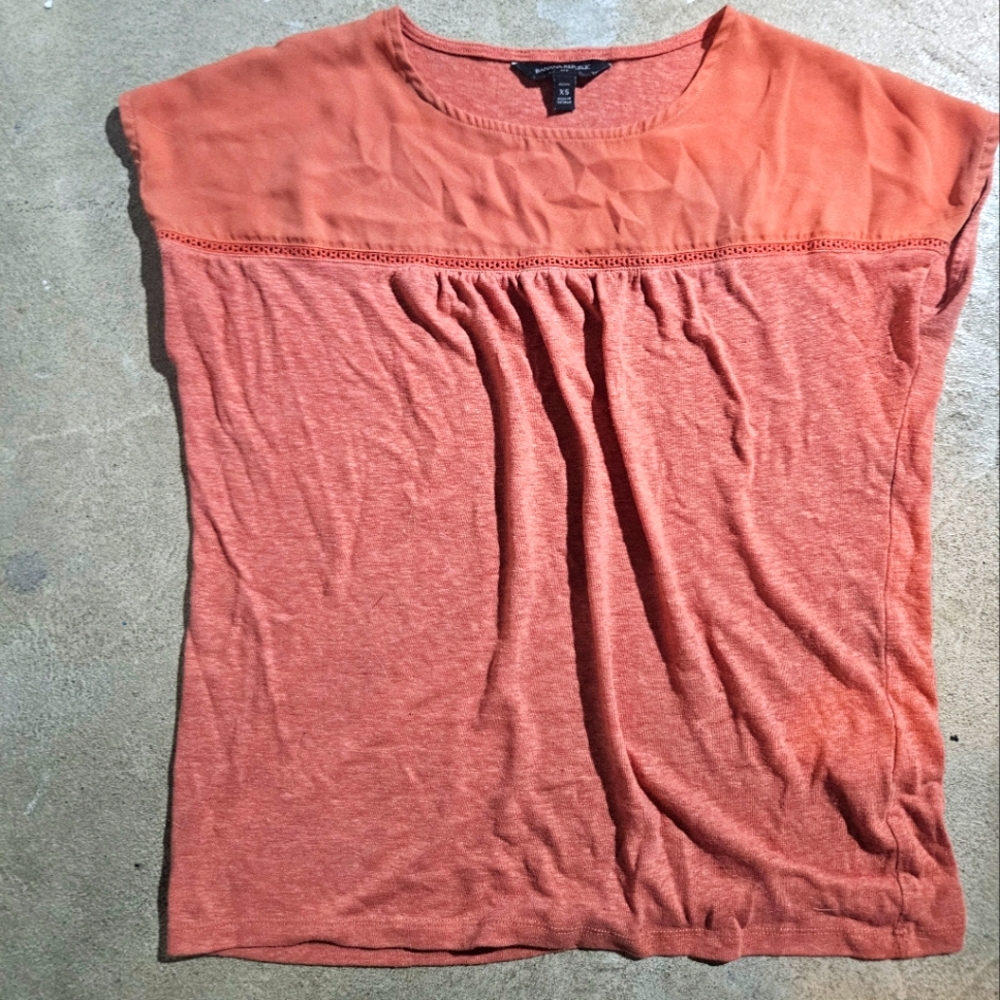 Banana Republic orange/coral lightweight short sleeve t-shirt blouse Petite XS